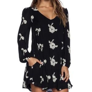 EUC Free People Emma Floral Embroidered Long Sleeve Mini Dress size XS